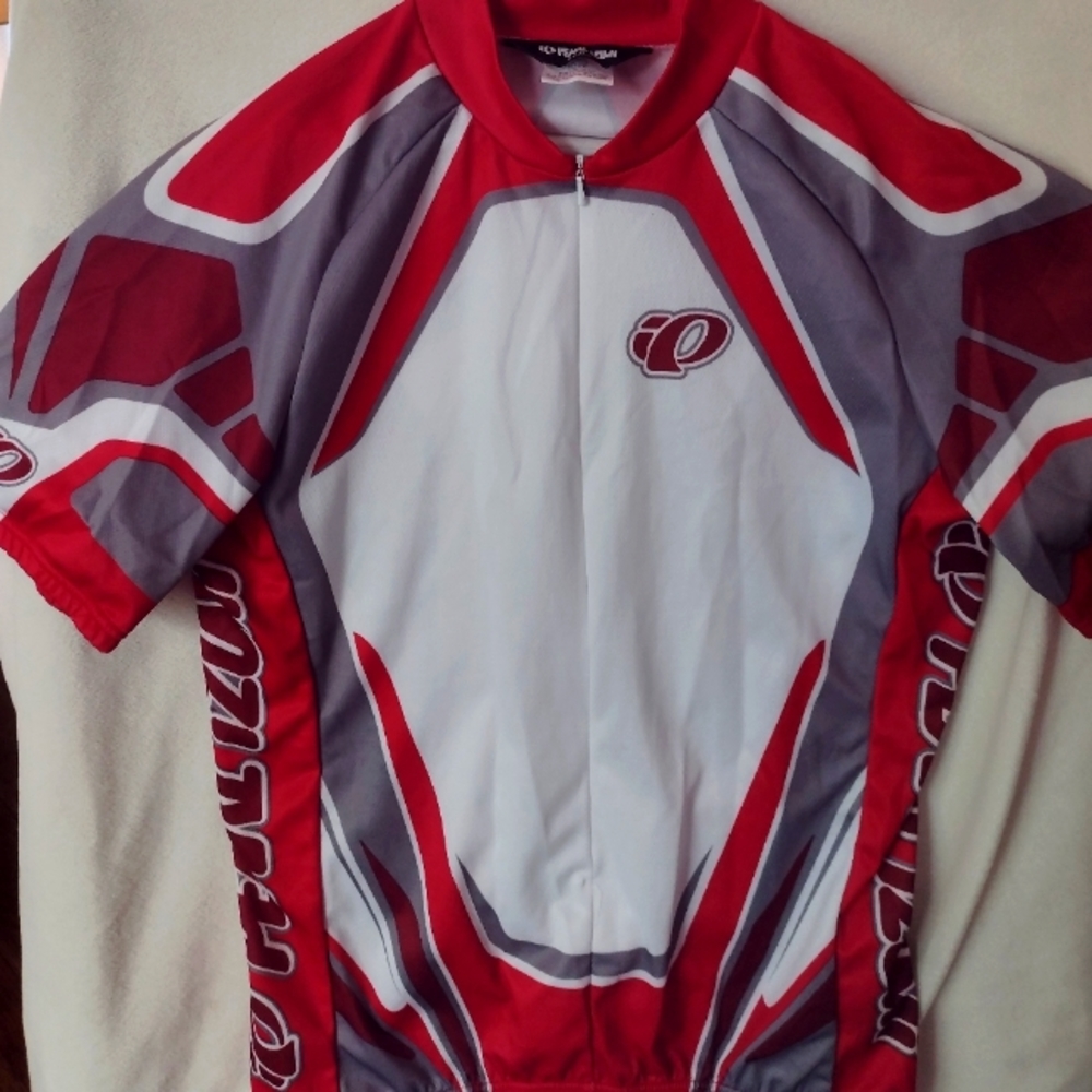Pearl Izumi biking shirt size small